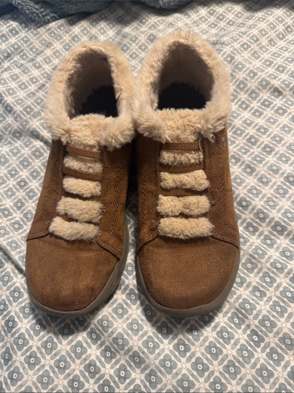 Bzees Faux Shearling Lined Brown Slip-On shoes